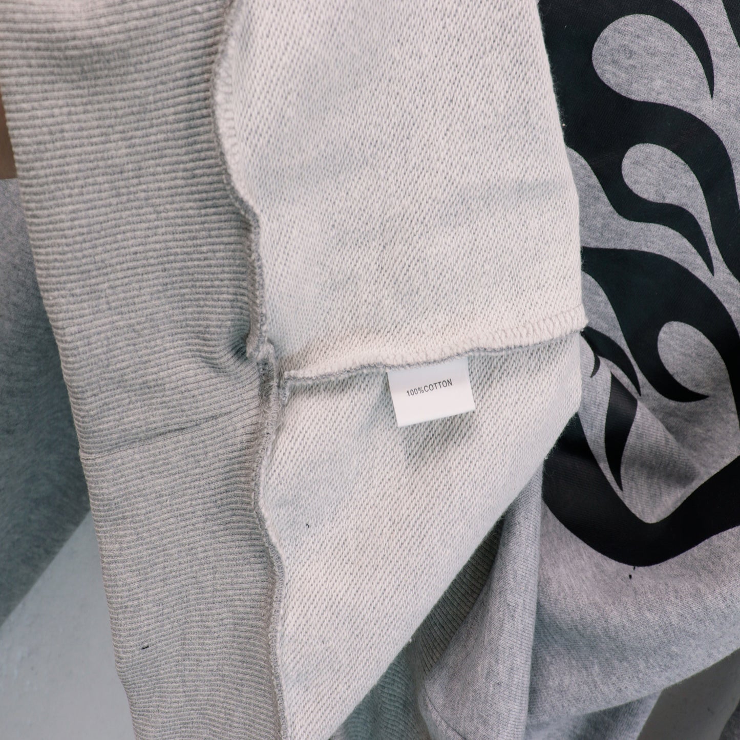 HE Studios 2025 New Hoodie 5658