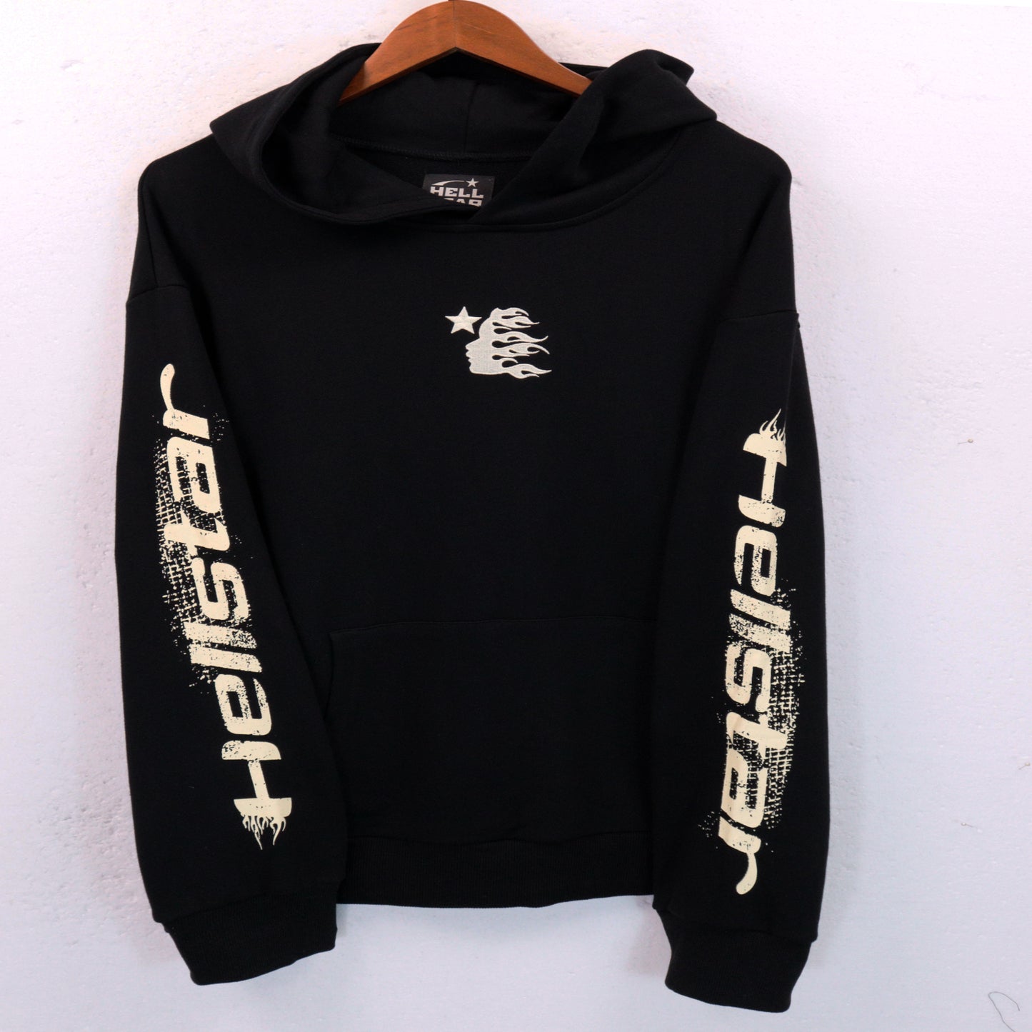 HE Studios 2025 New Hoodie 5658