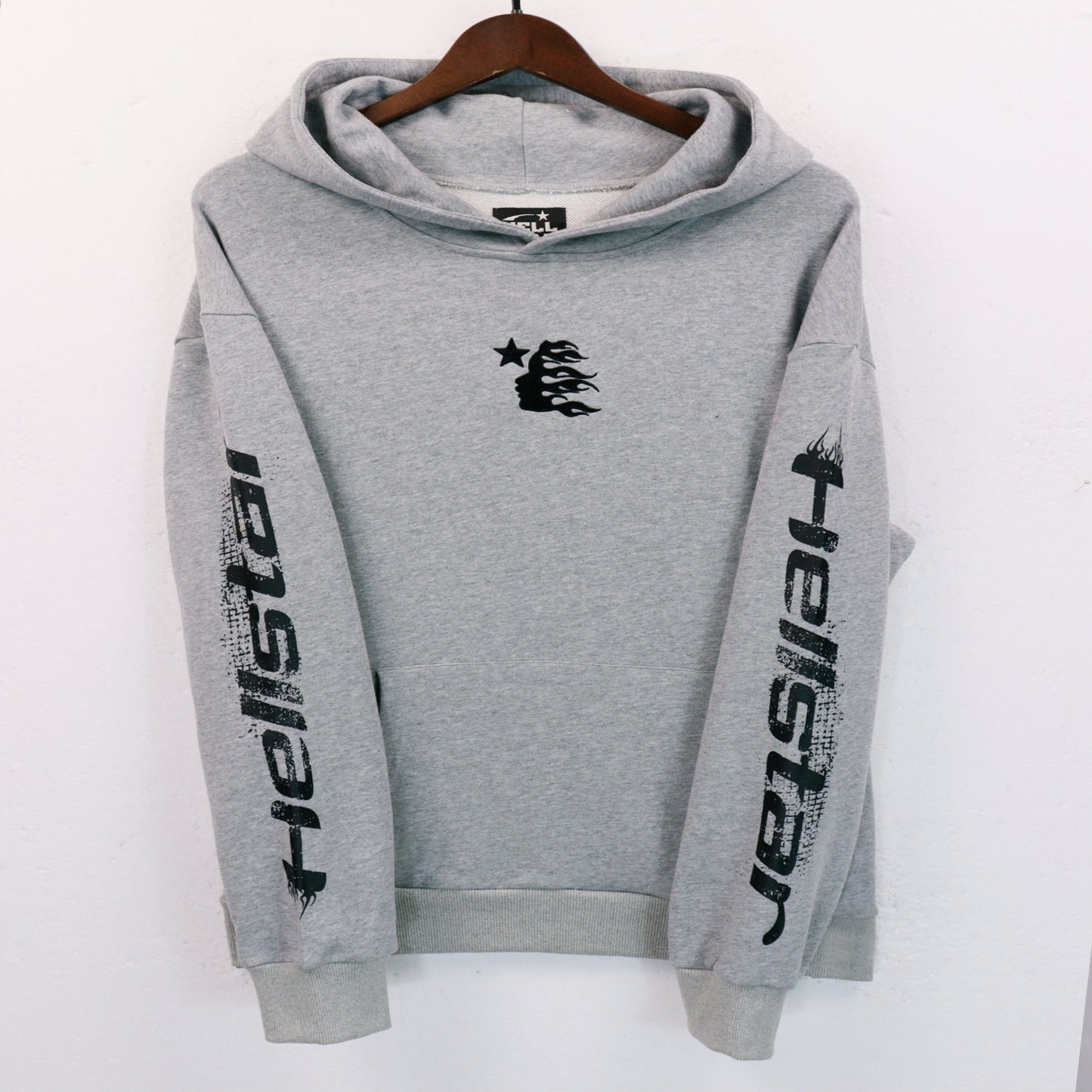 HE Studios 2025 New Hoodie 5658