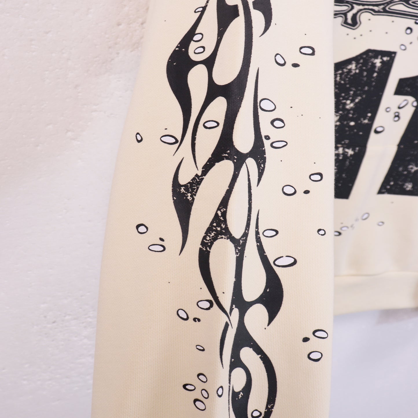 HE Studios 2025 New Hoodie 5660