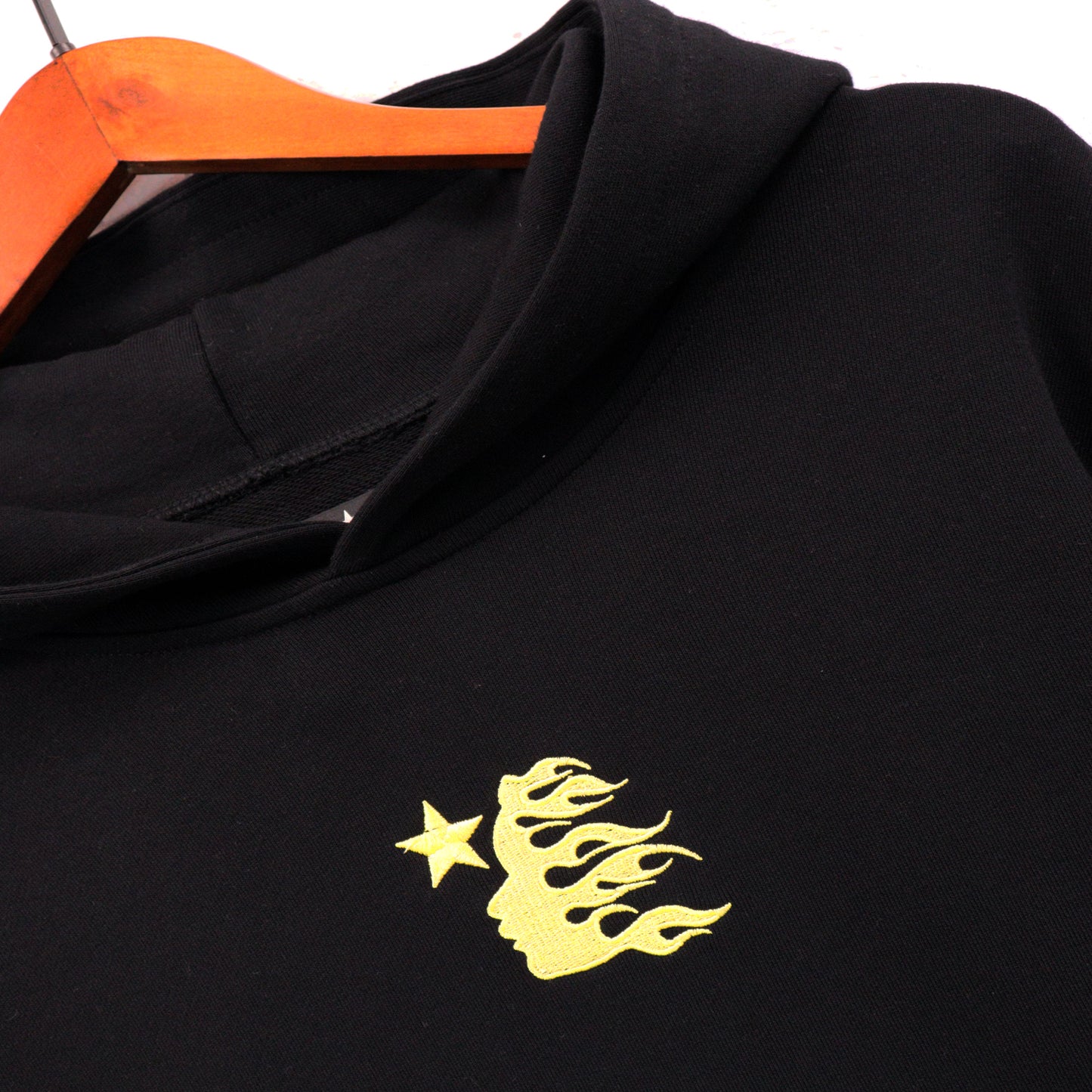 HE Studios 2025 New Hoodie 5658