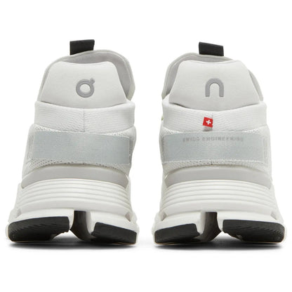 On Cloudnova Sneakers - White Mineral