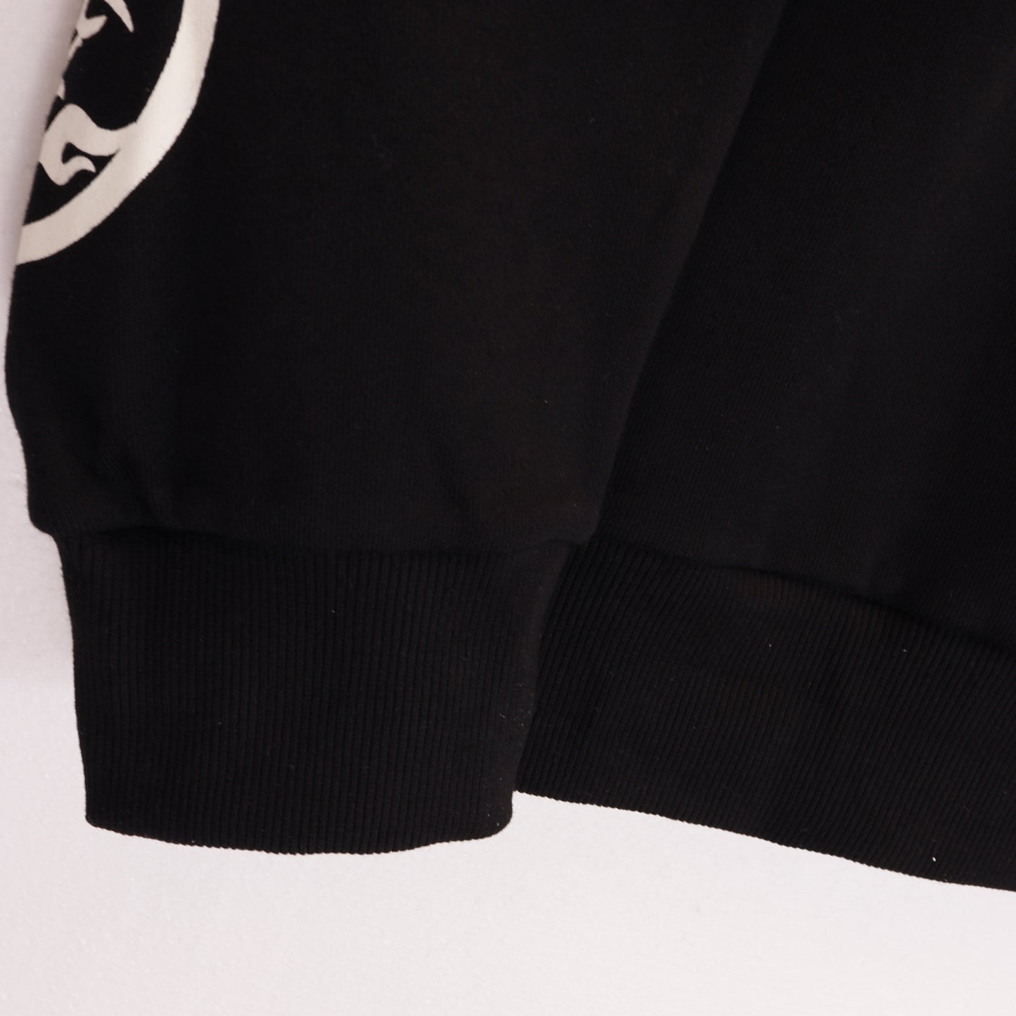 HE Studios 2025 New Hoodie 5635