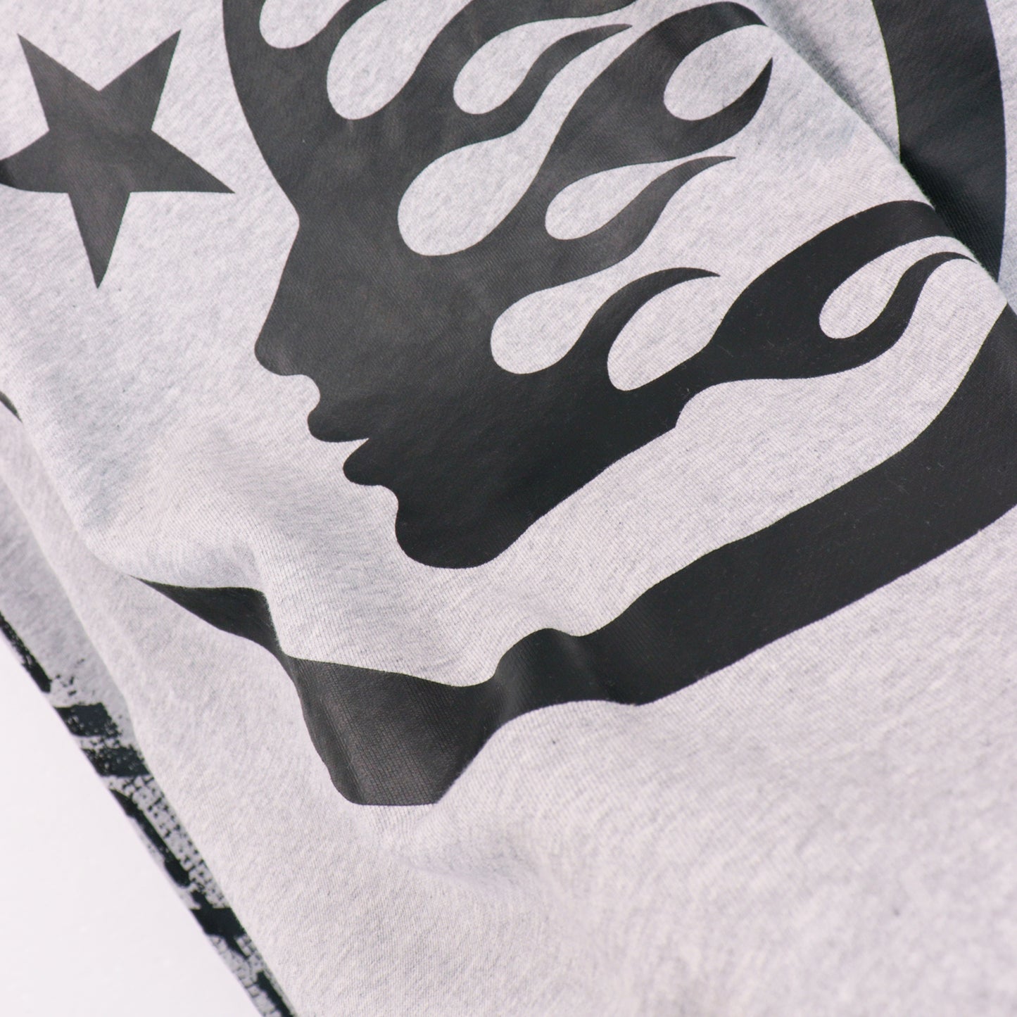 HE Studios 2025 New Hoodie 5658